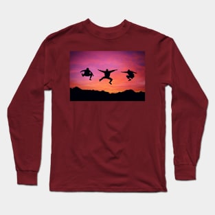 happy three friends Long Sleeve T-Shirt